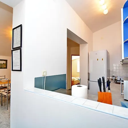 Apartment Vlatka *